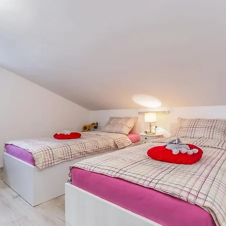 Ivana B4 N1 Poreč Zewnętrze zdjęcie